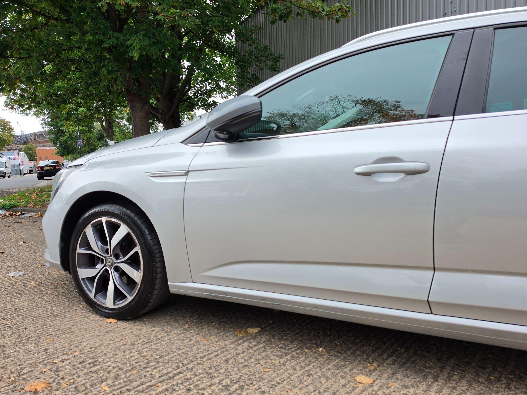 Renault Megane view 43