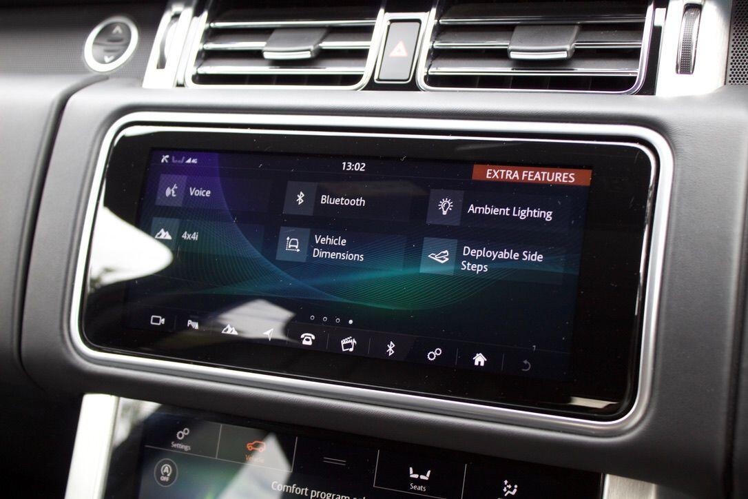 Land Rover Range Rover view 23