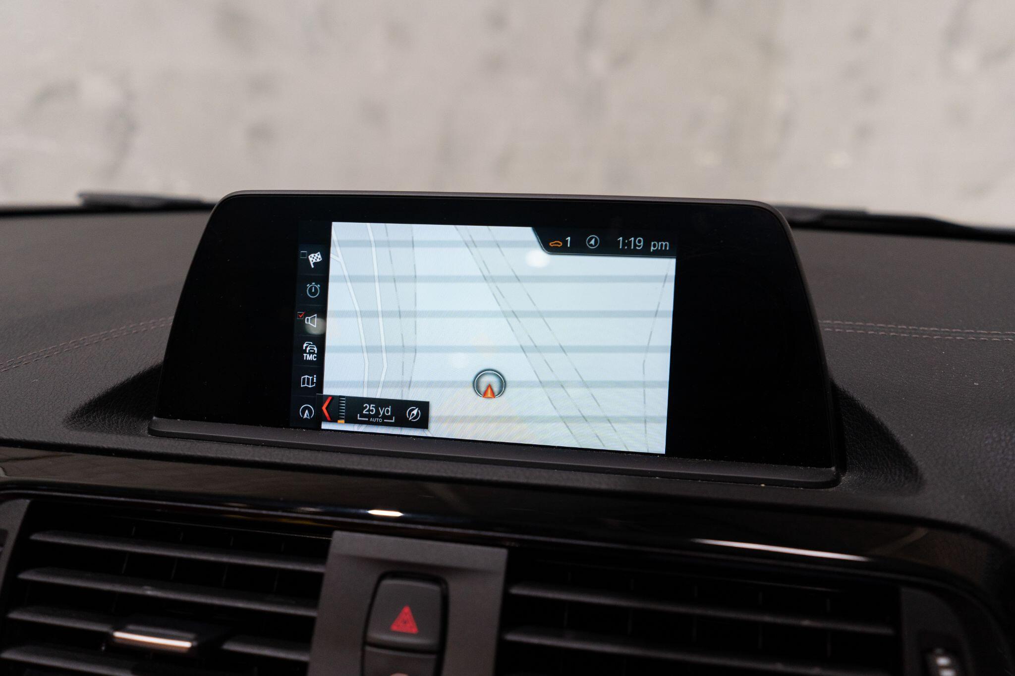 BMW 2 Series view 18