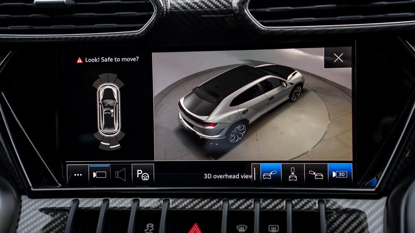 Lamborghini Urus view 40