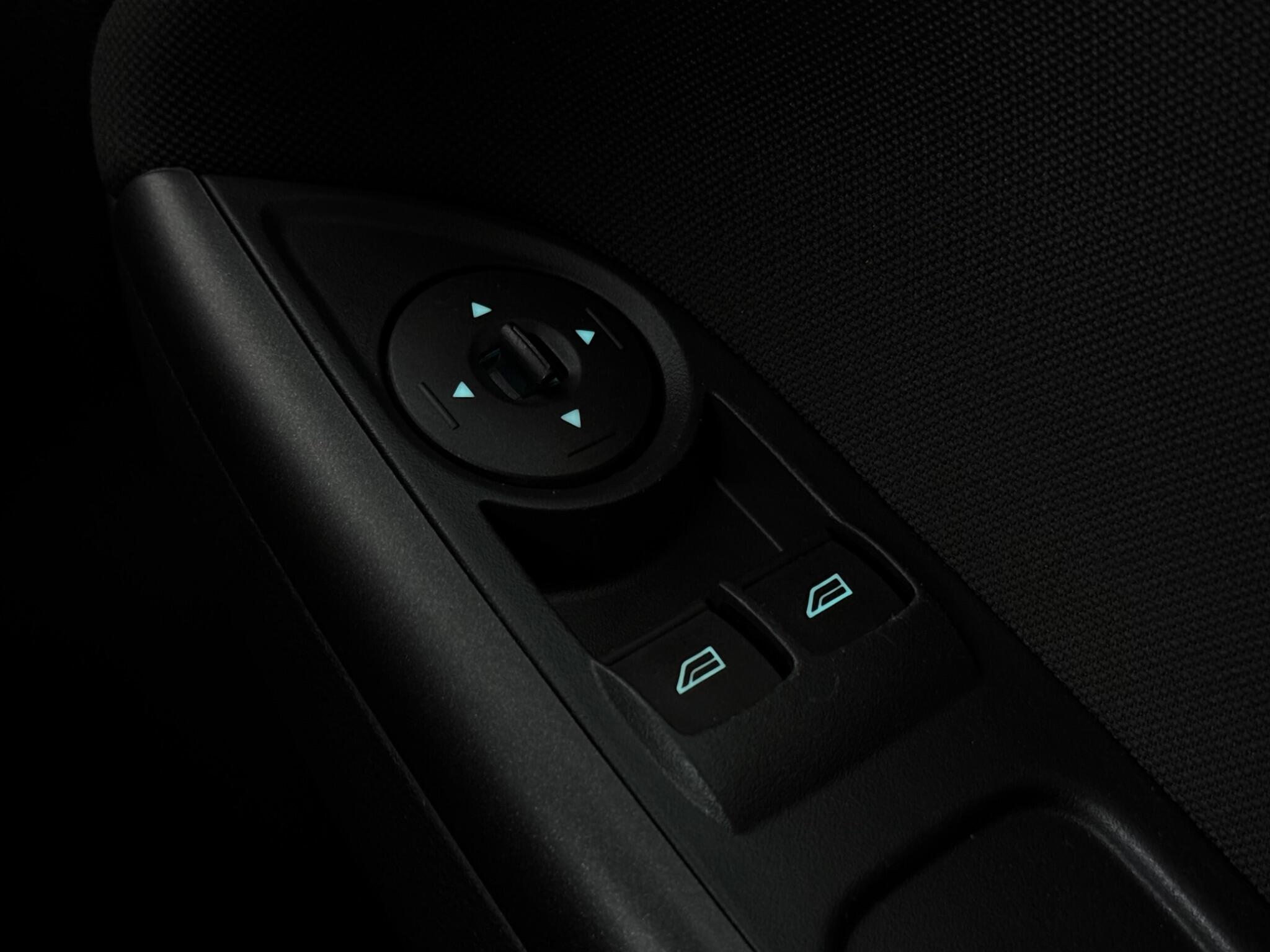 Ford Focus view 18