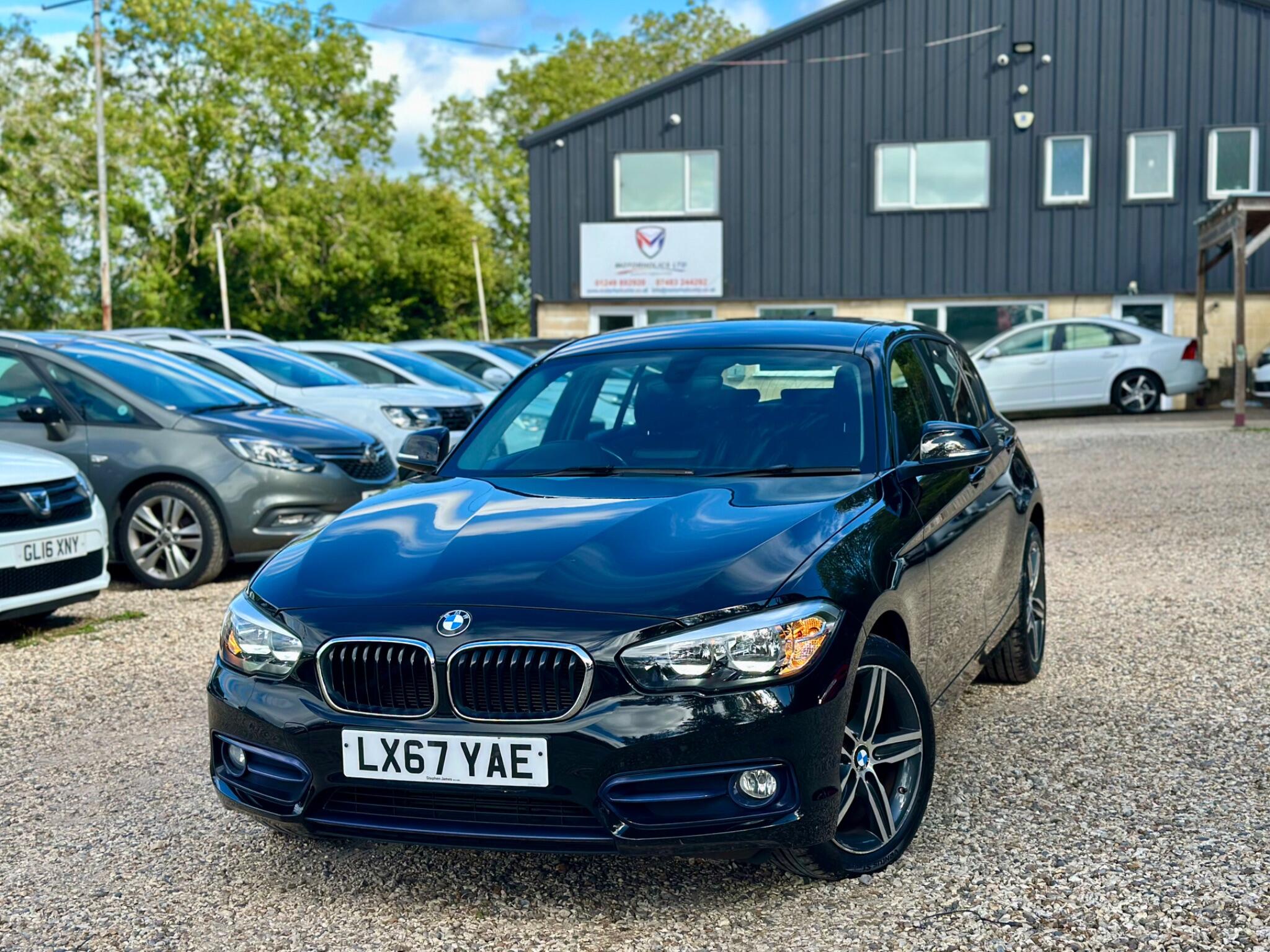 BMW 1 Series view 3