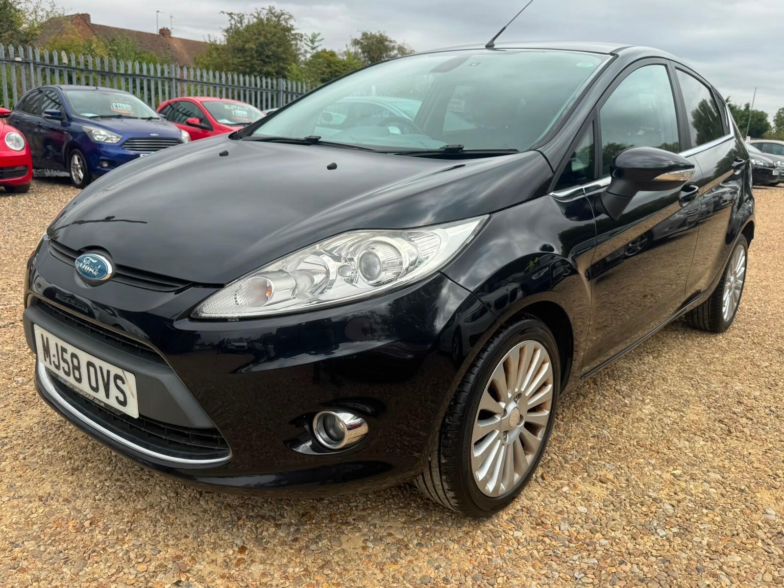 Ford Fiesta view 5