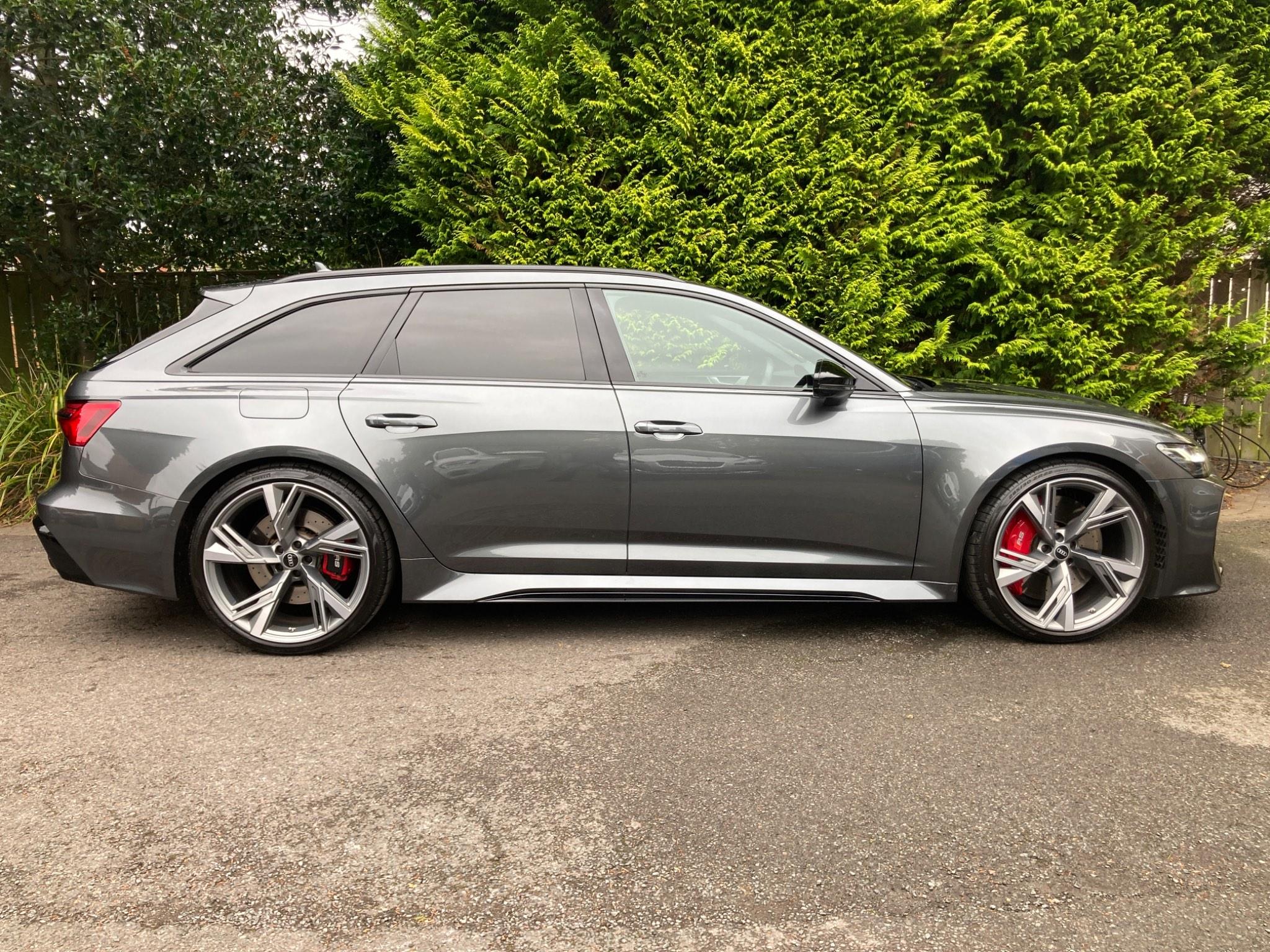 Audi RS6 view 21