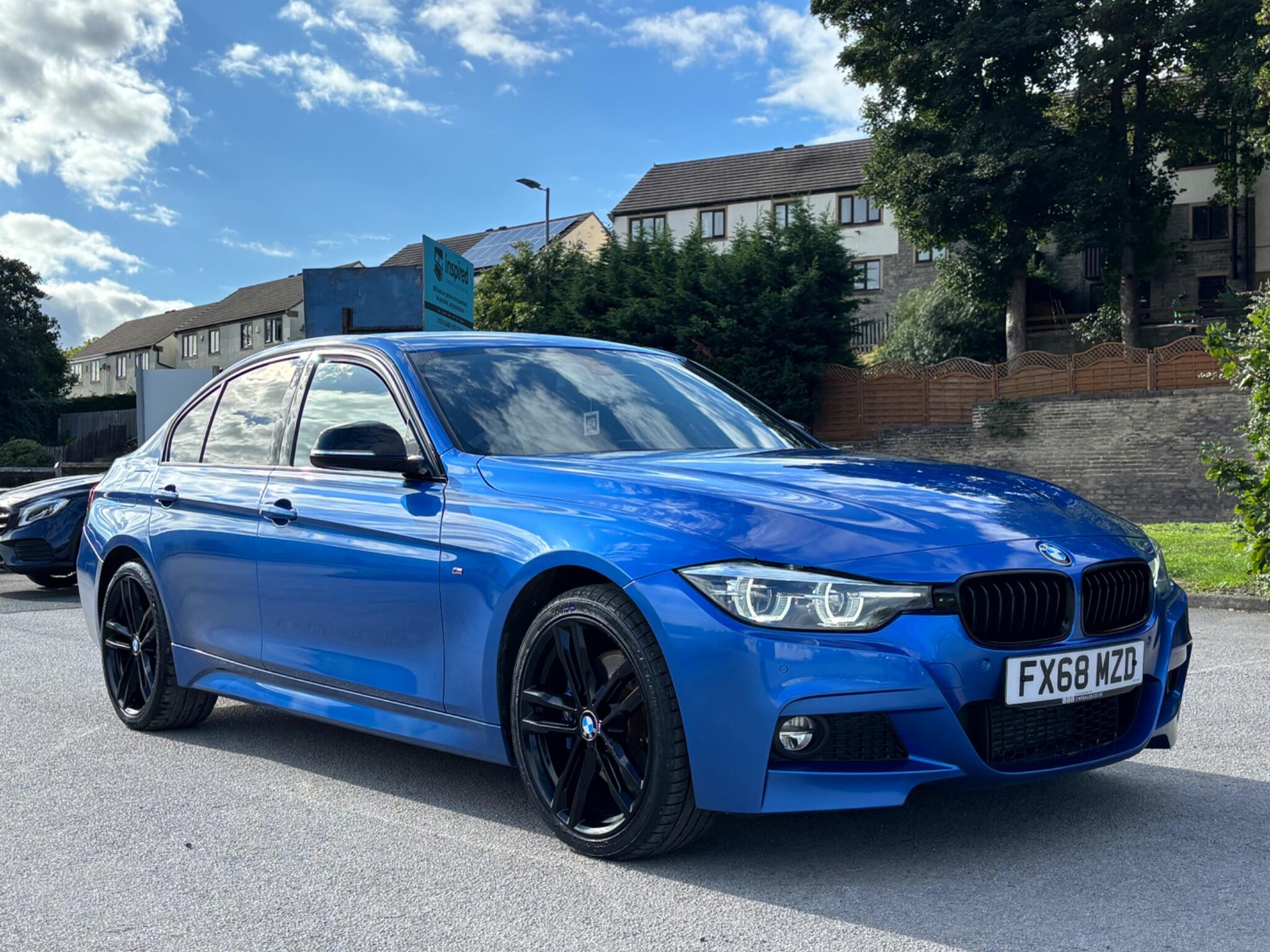 BMW 3 Series view 3