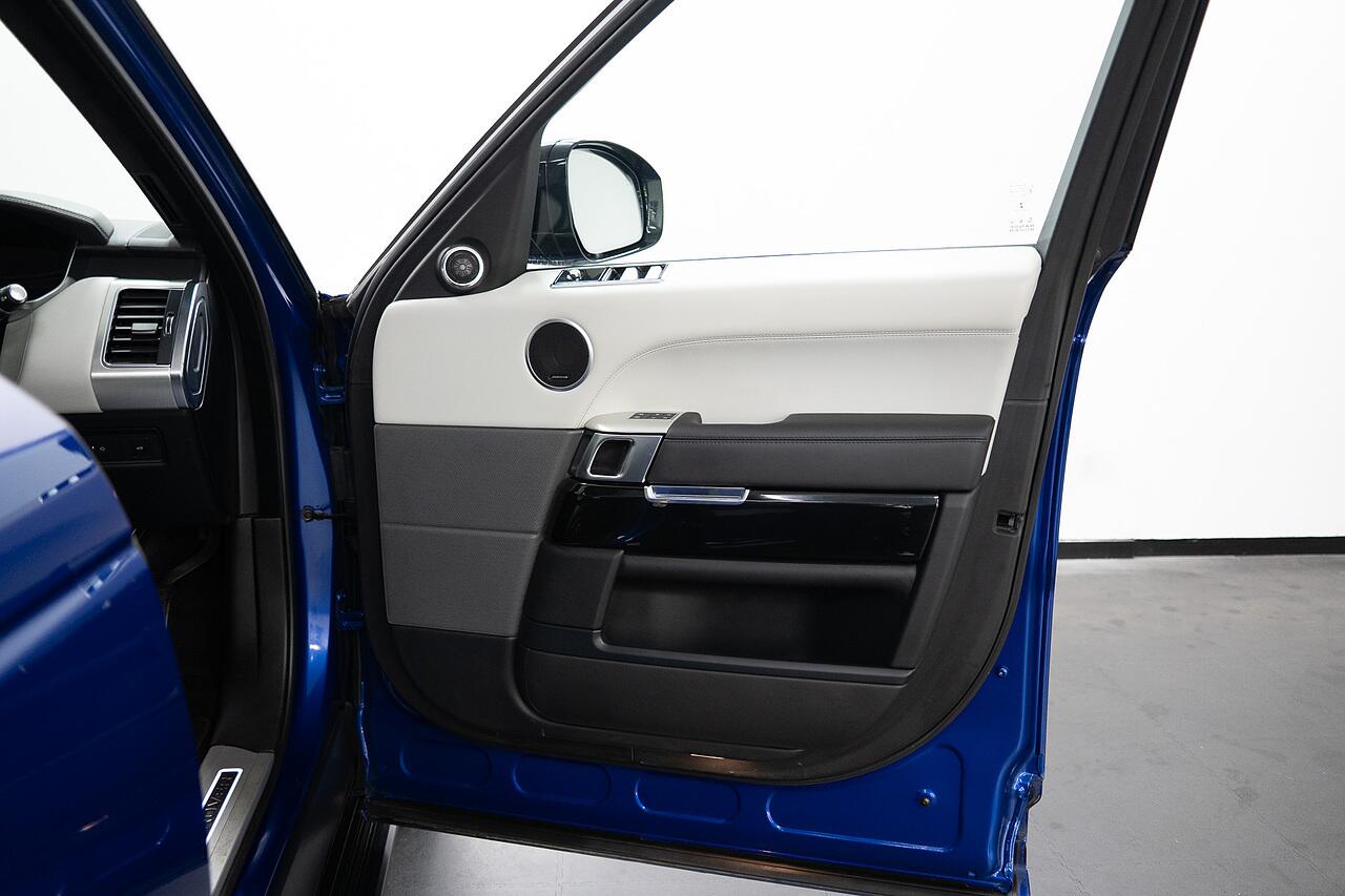 Land Rover Range Rover Sport view 14