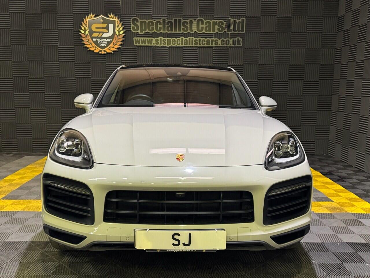 Porsche Cayenne view 2