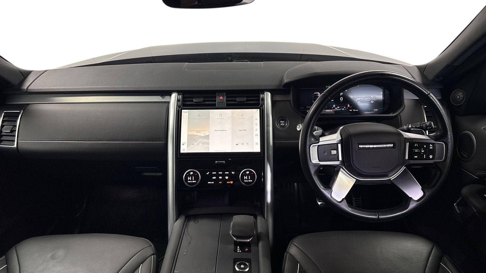 Land Rover Discovery view 9