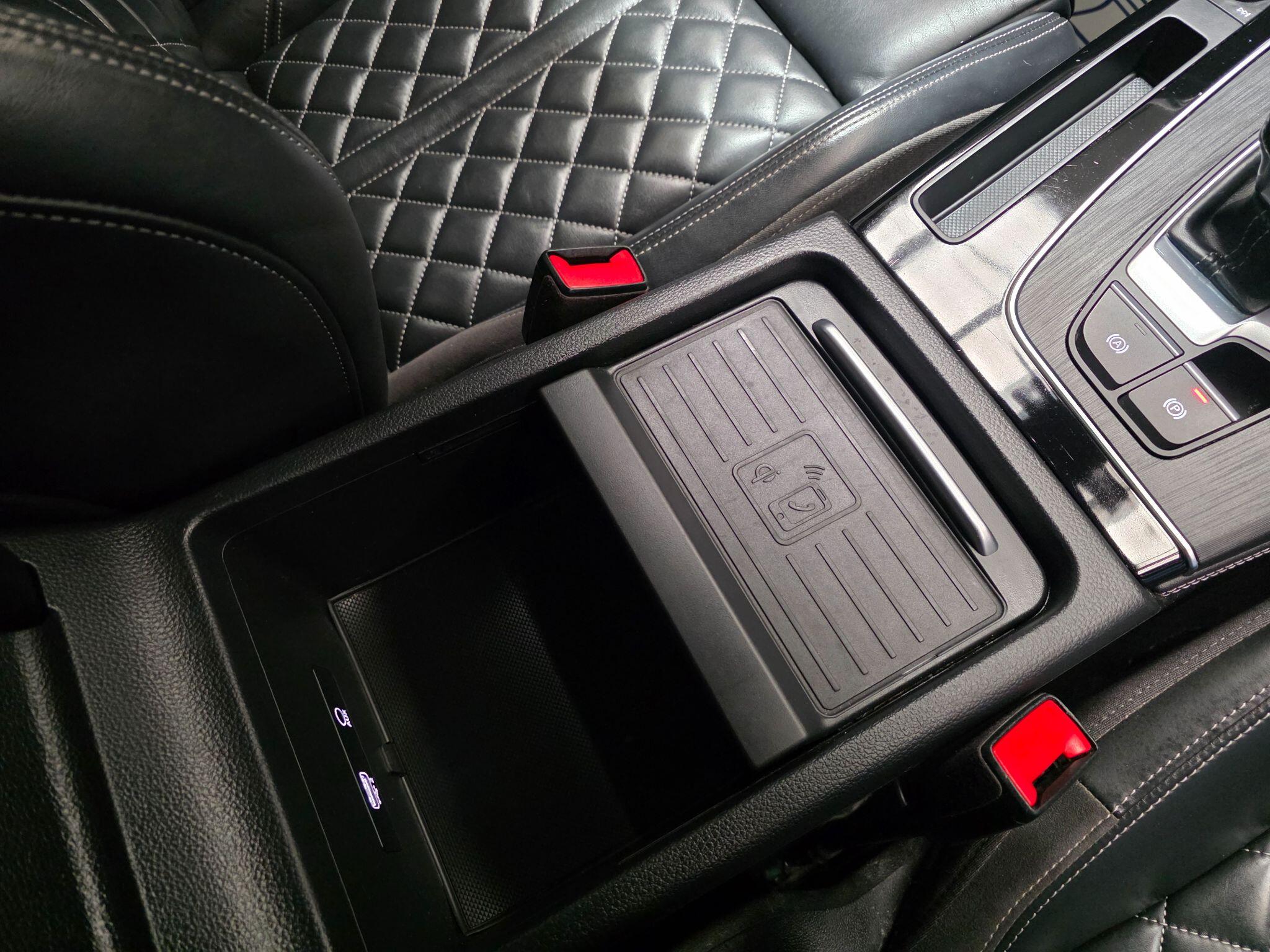 Audi Q5 view 15