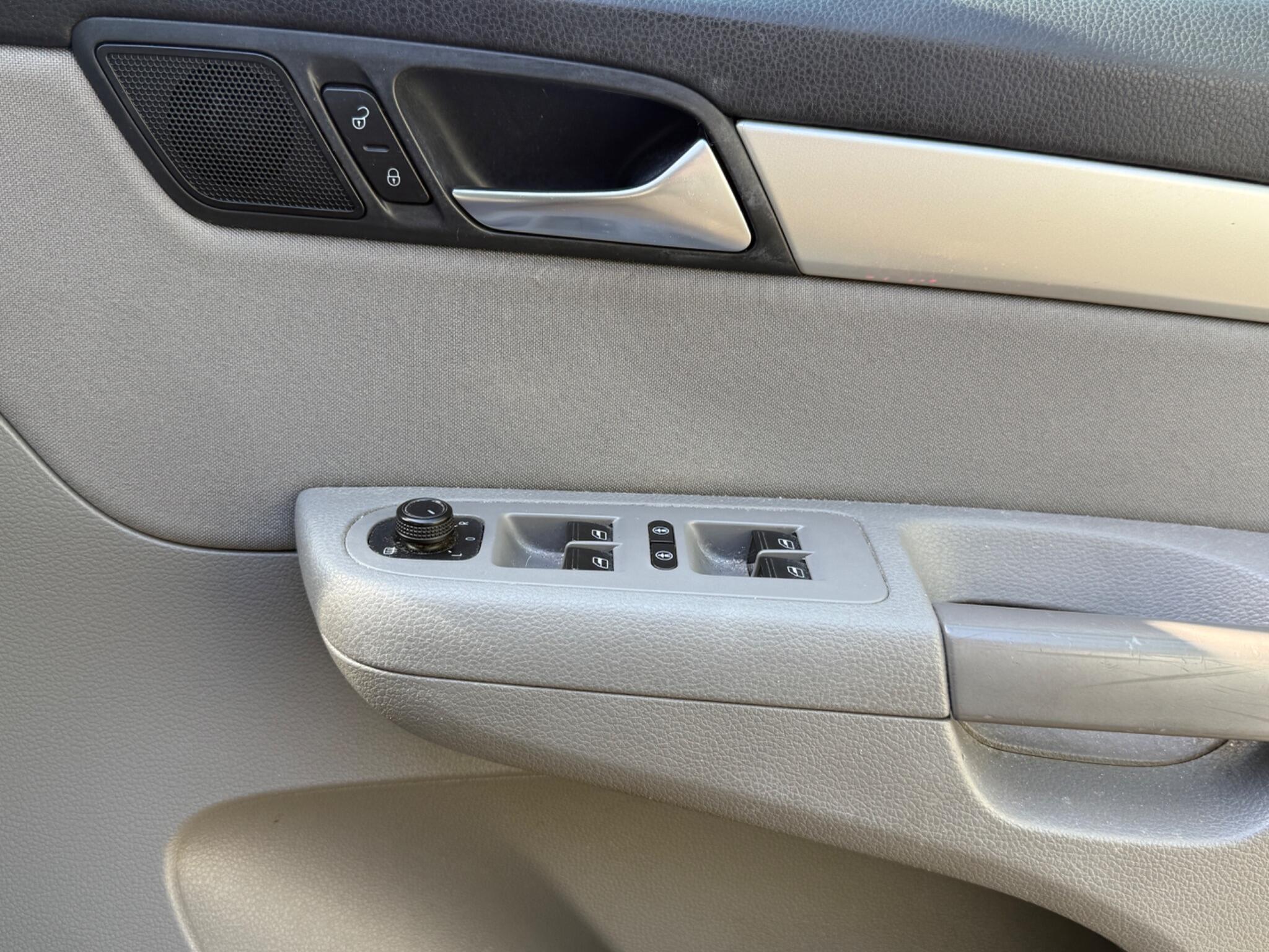 2016 SEAT Alhambra image 24