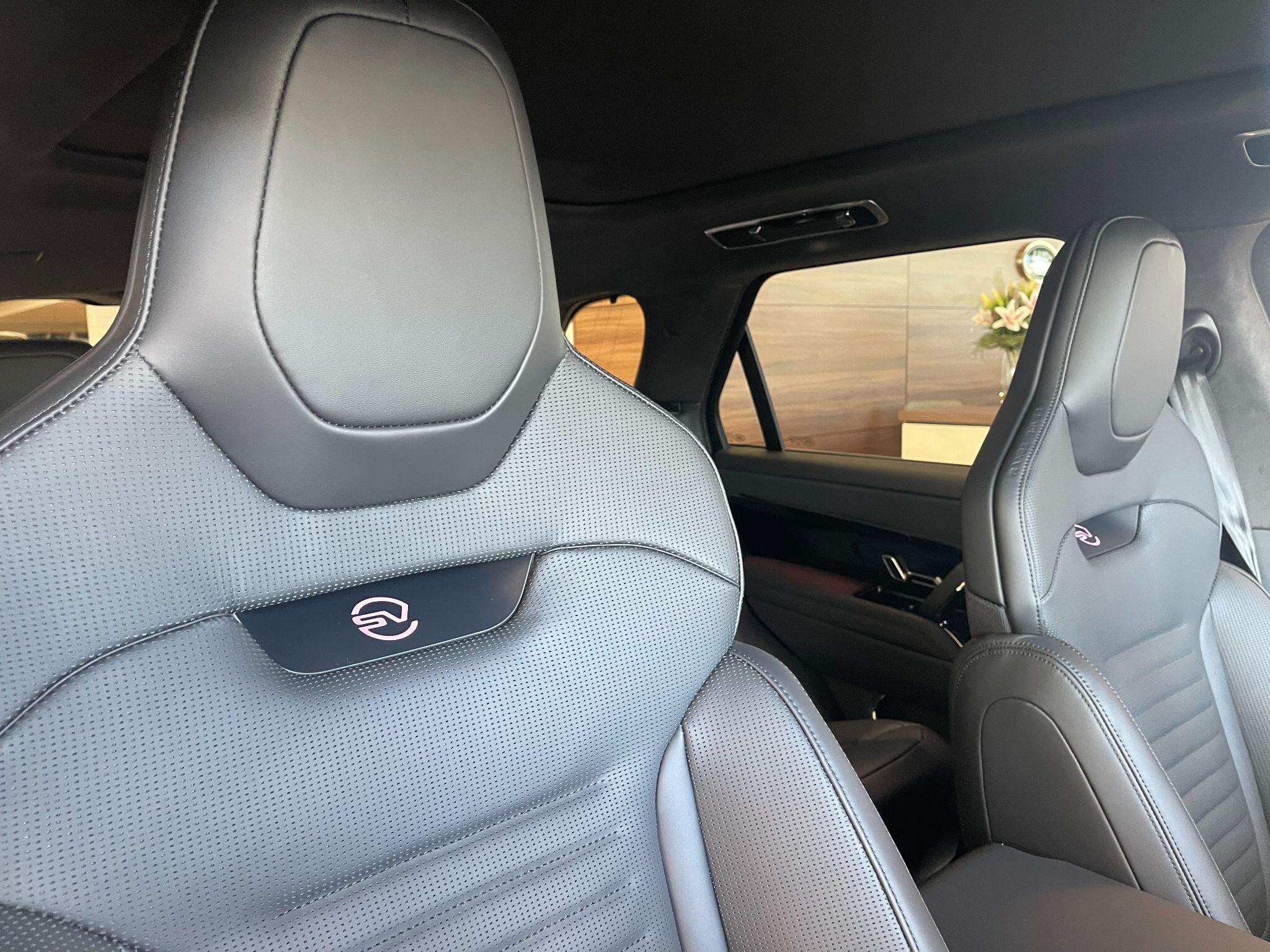 Land Rover Range Rover Sport view 16