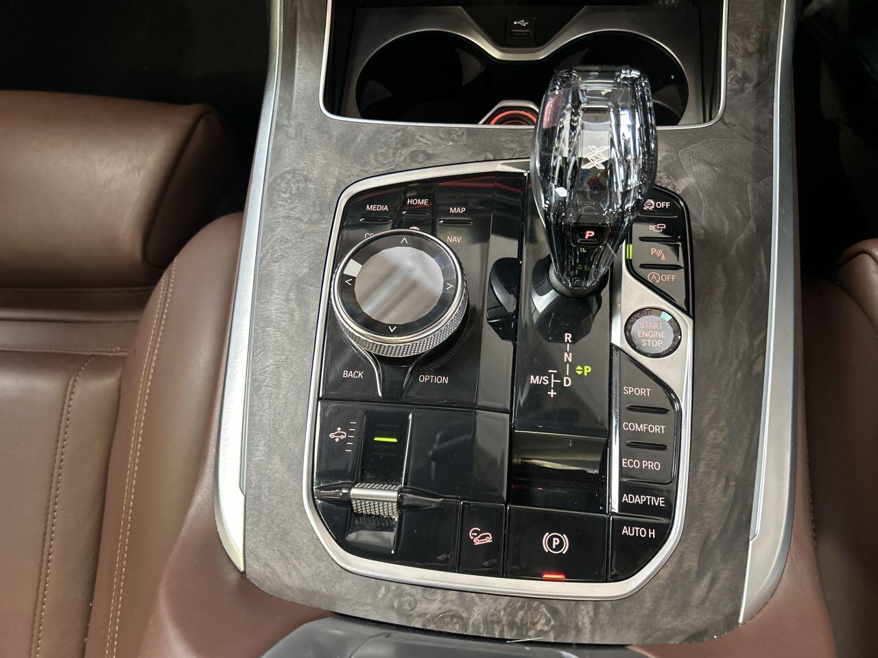 BMW X7 view 66