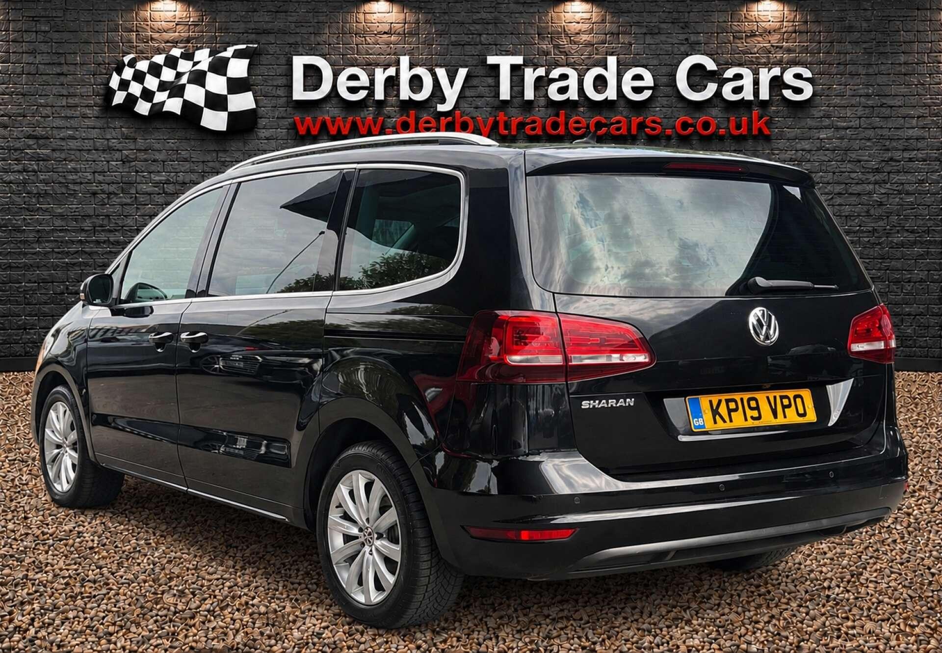 Volkswagen Sharan view 2