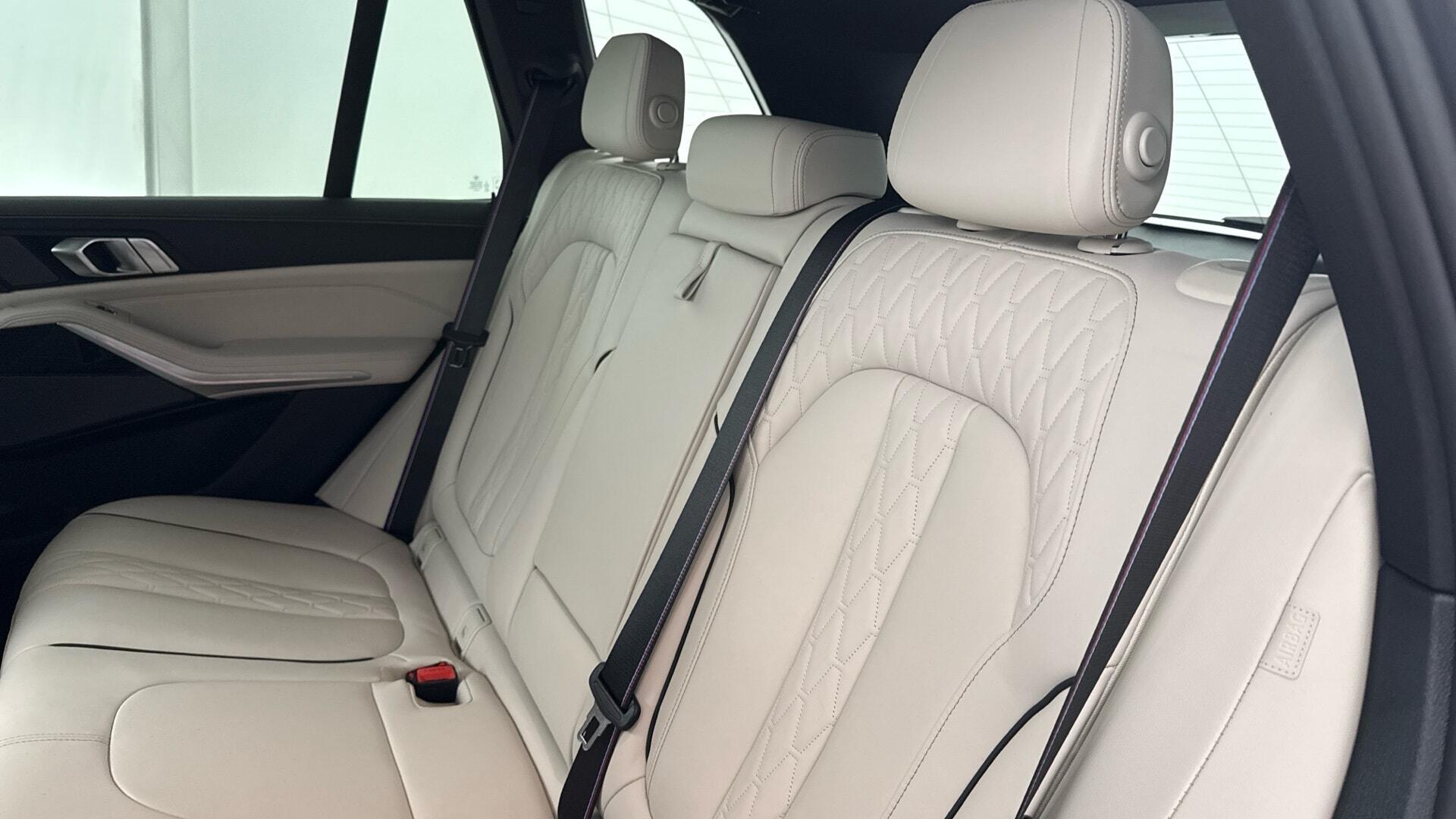 BMW X5 view 12