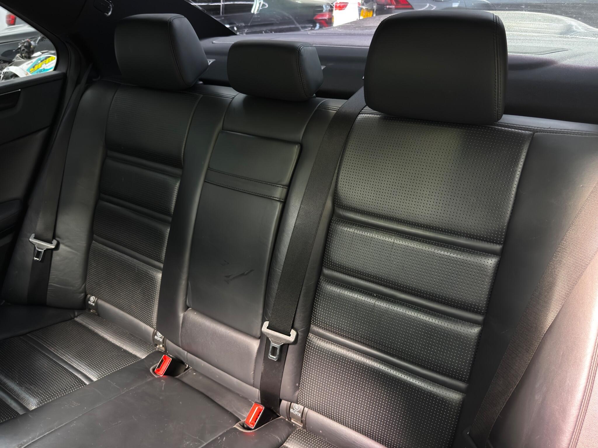 Mercedes-Benz E-Class view 13