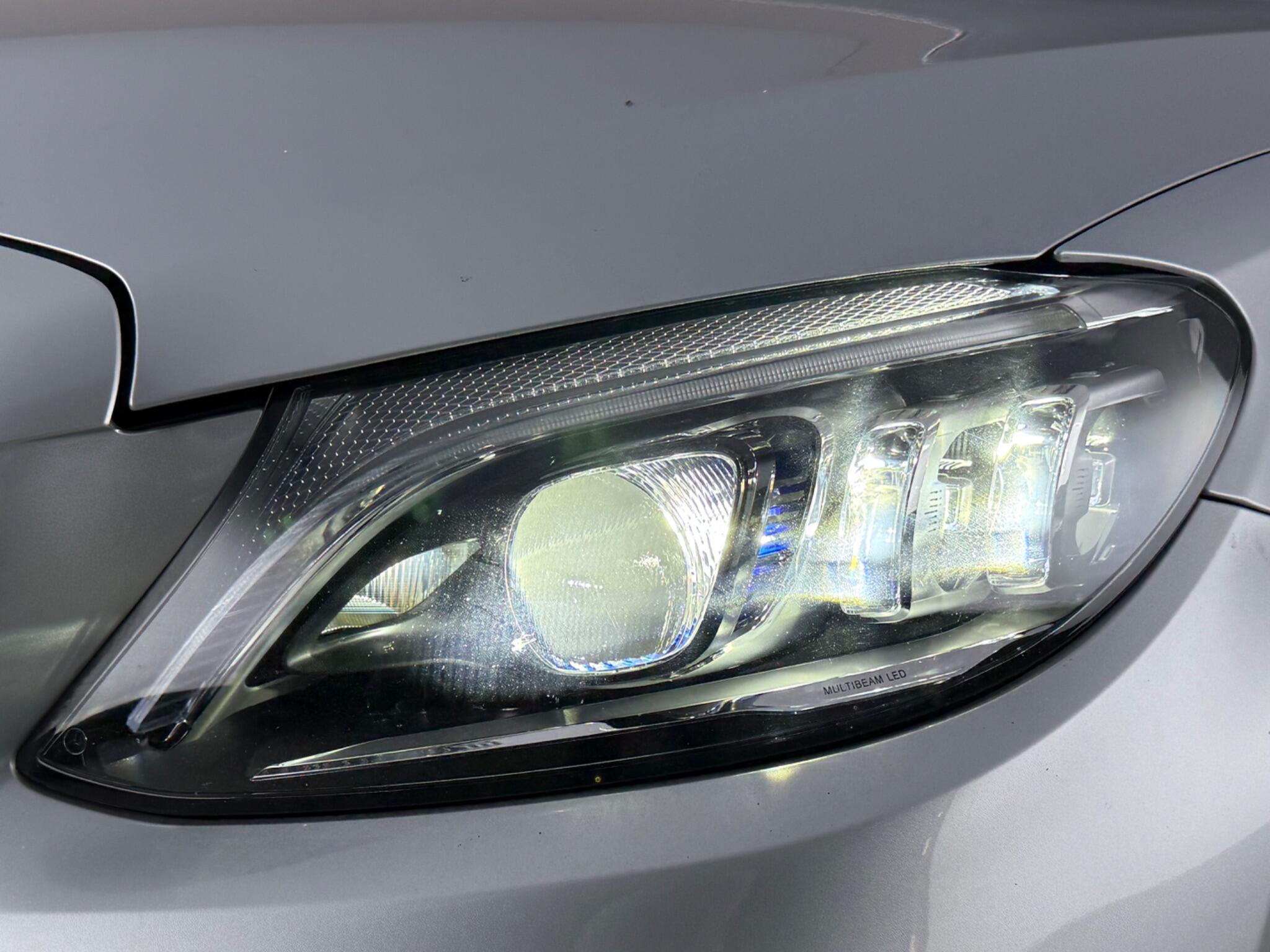 Mercedes-Benz C-Class view 15