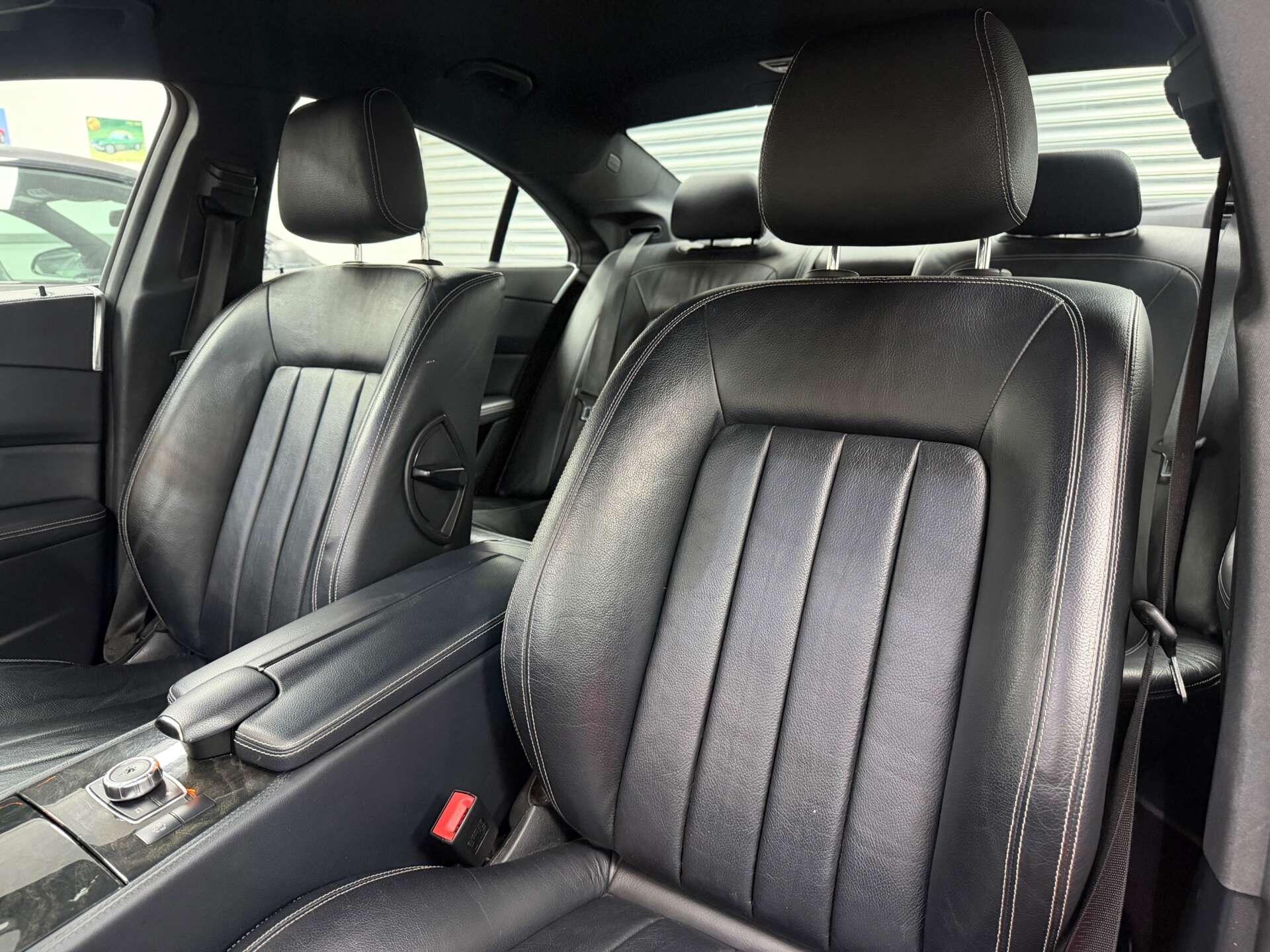 Mercedes-Benz CLS view 25