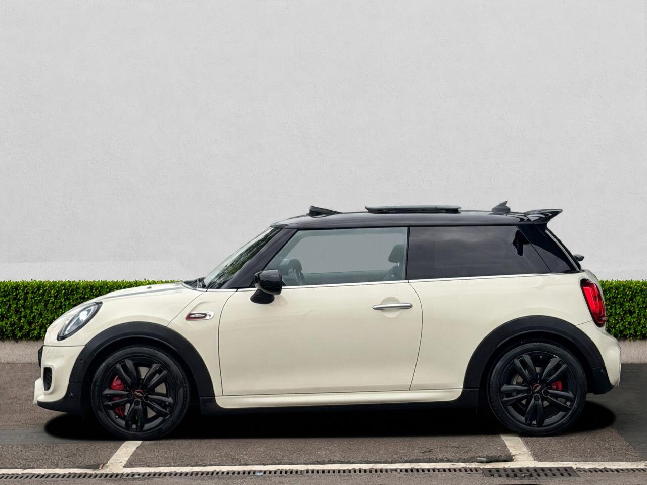 Mini Cooper view 4