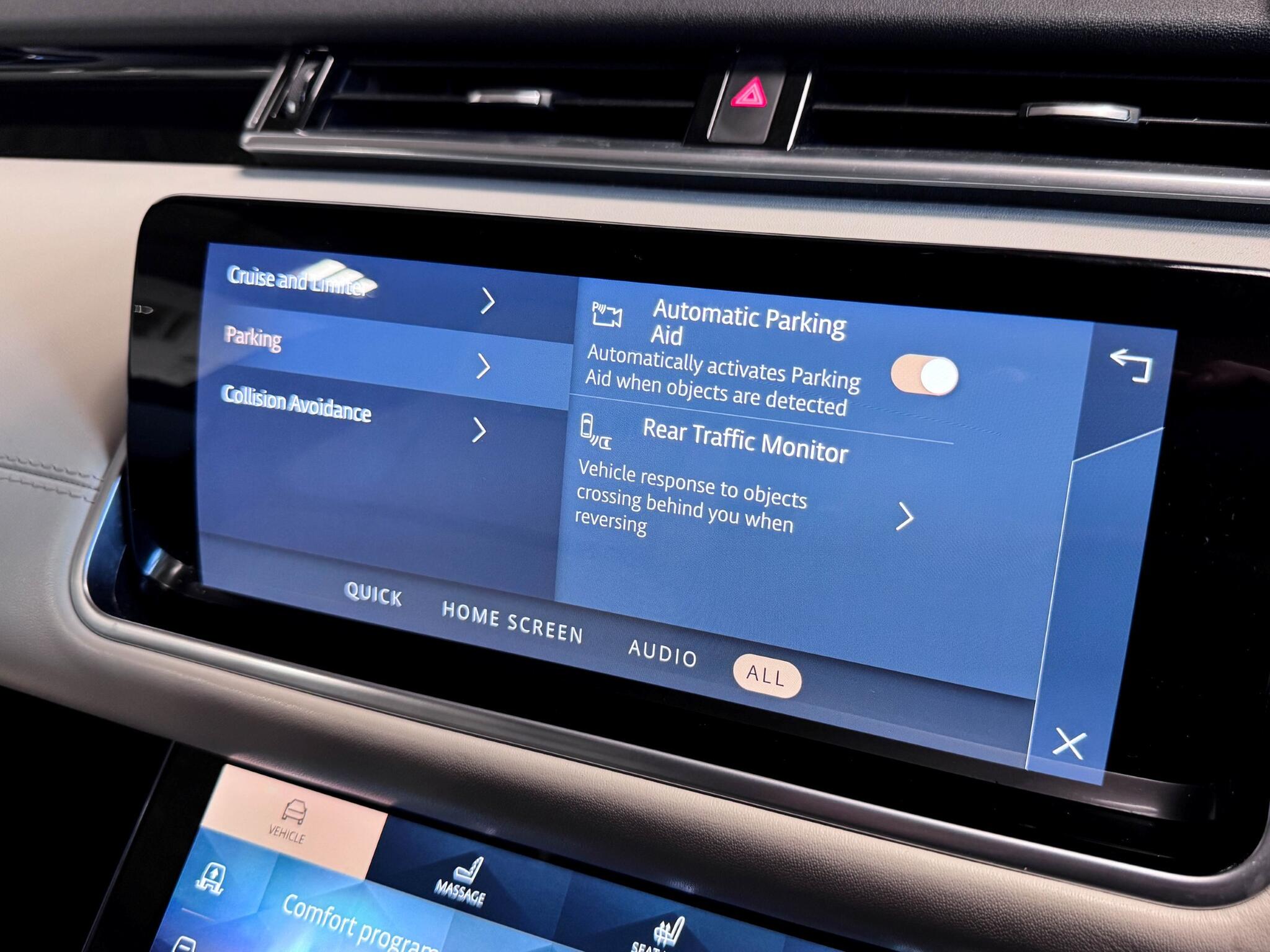 Land Rover Range Rover Velar view 74