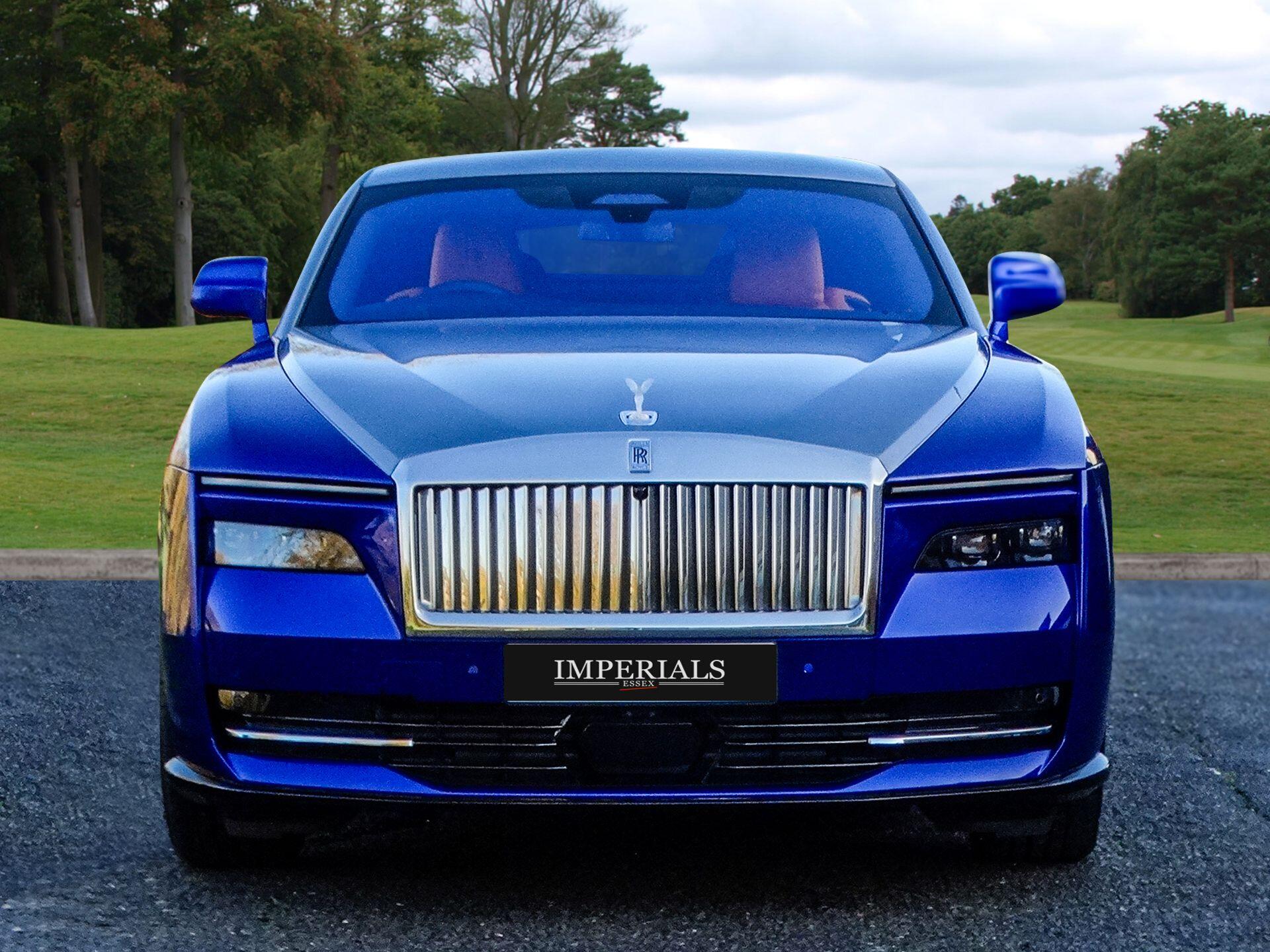 Rolls-Royce Spectre view 13