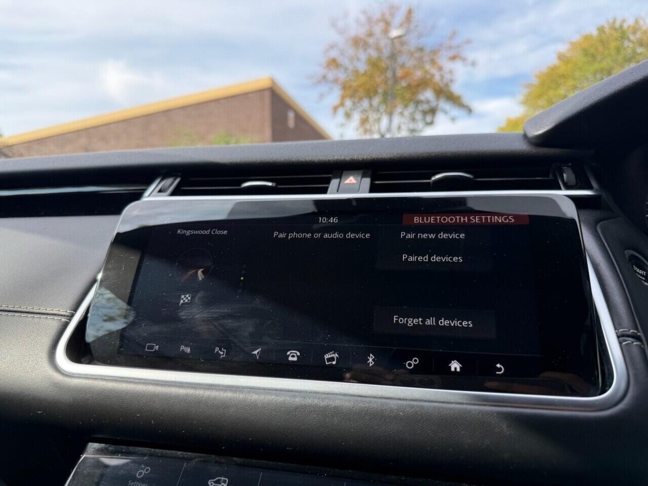 Land Rover Range Rover Velar view 31