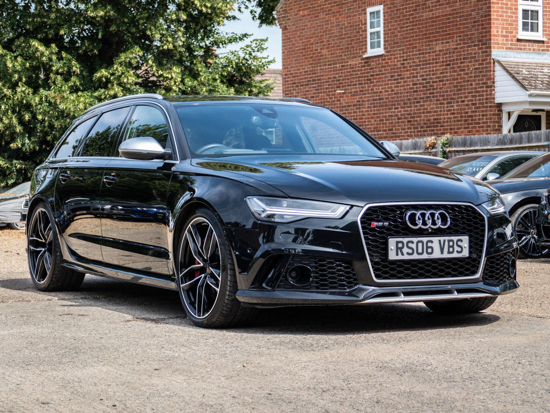 Audi RS6 Avant view 6