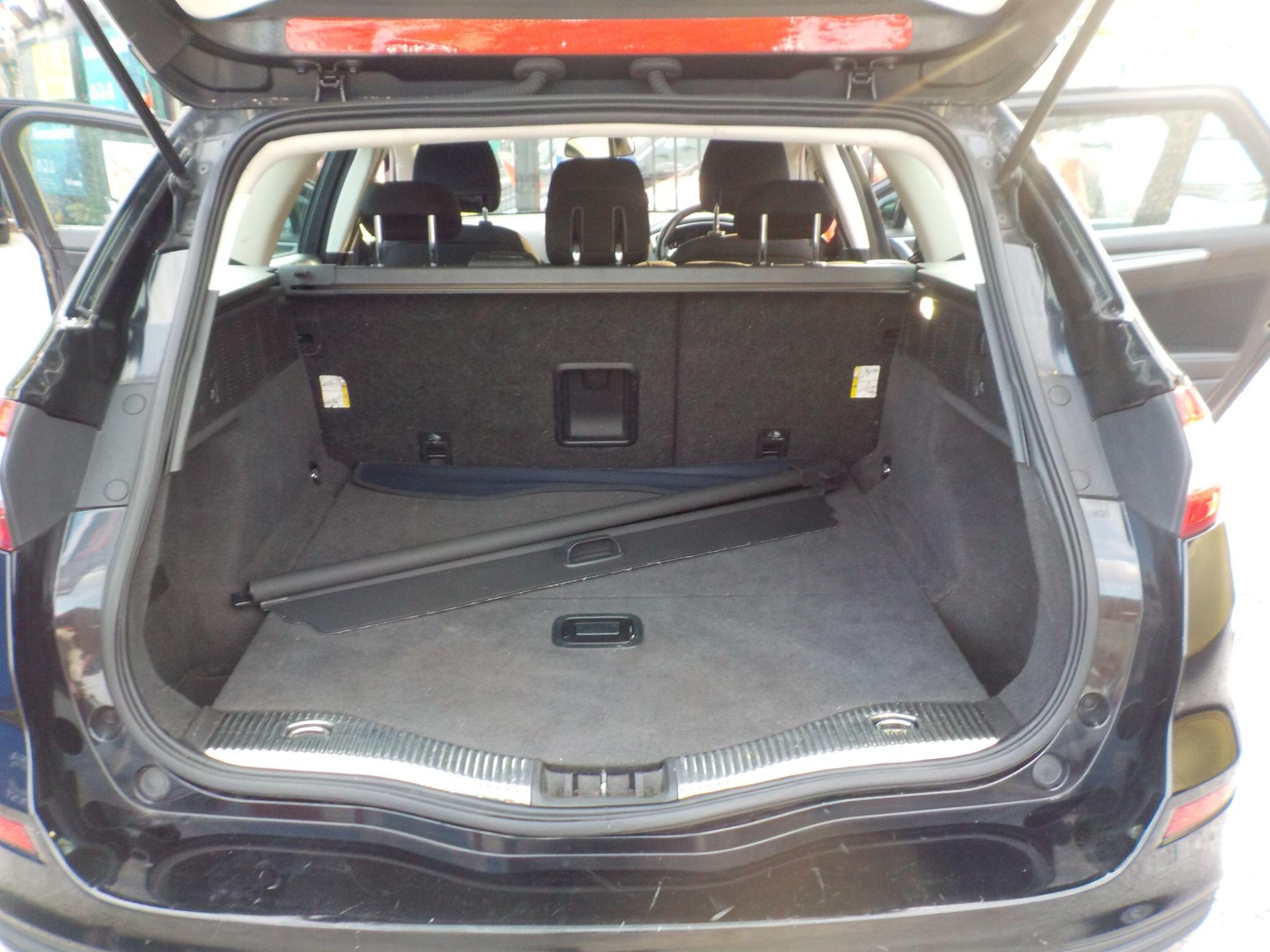 Ford Mondeo 2.0 TDCi ECOnetic Zetec Euro 6 (s/s) 5dr