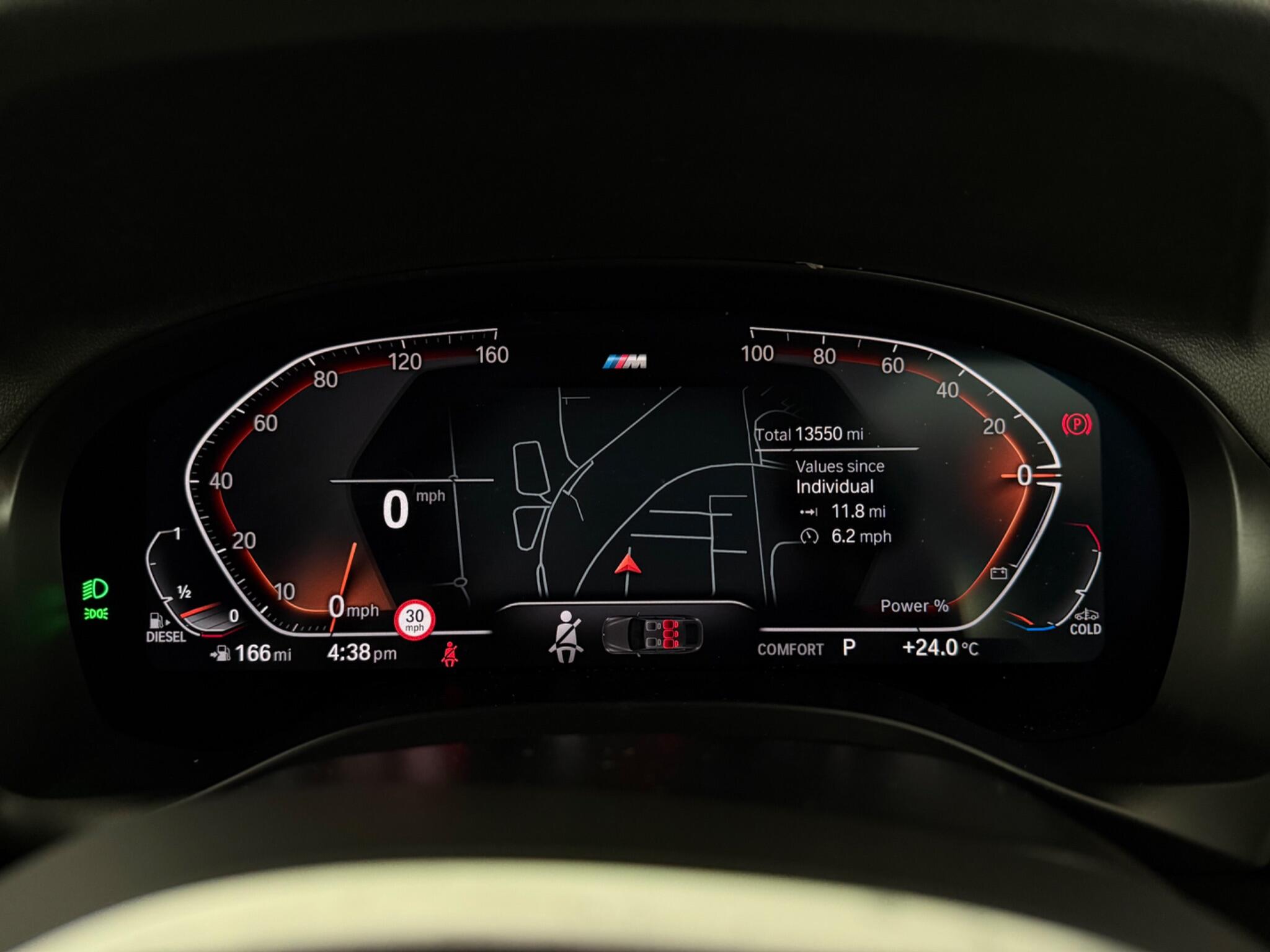 BMW X4 view 16