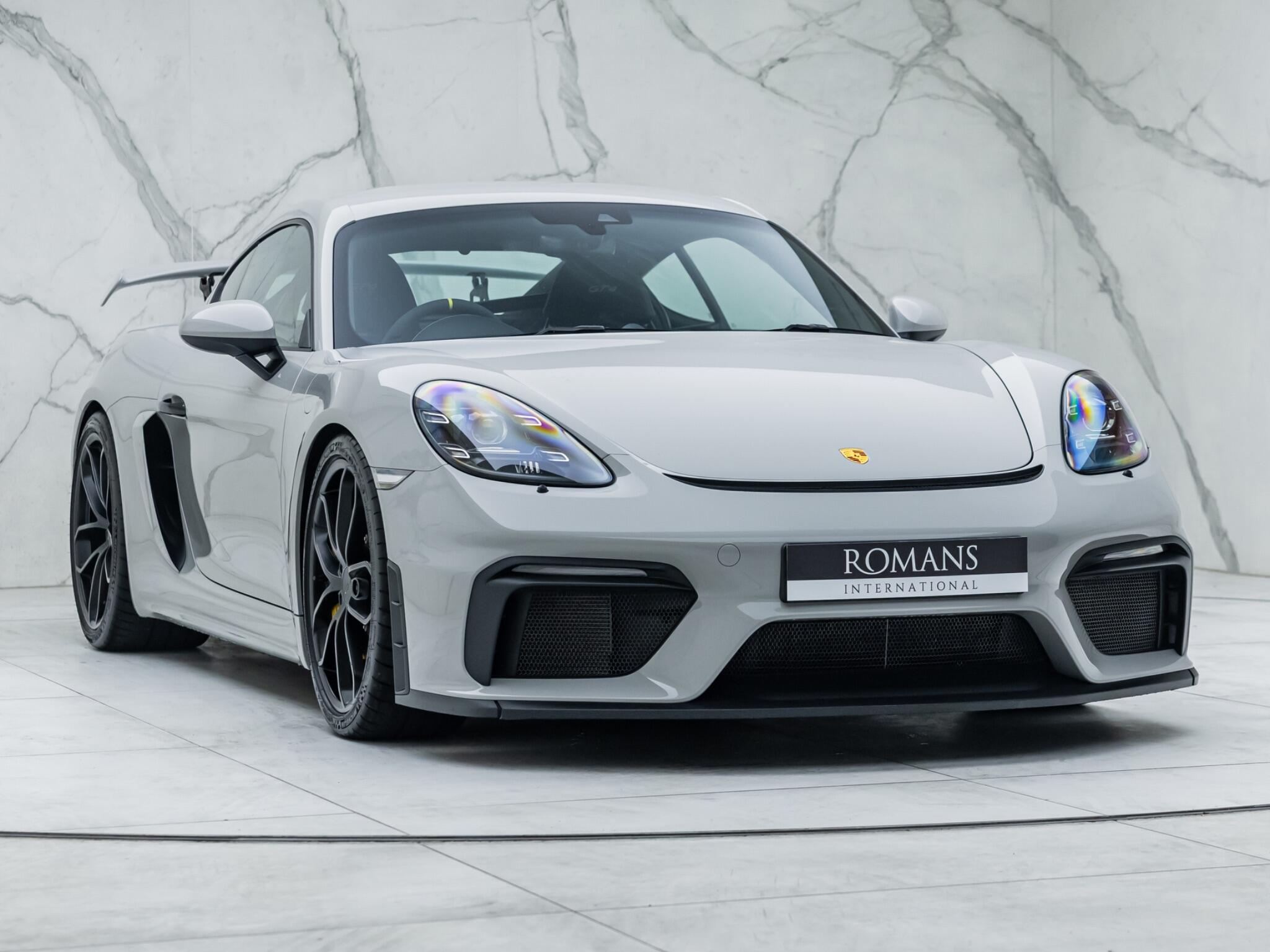 Porsche Cayman view 10