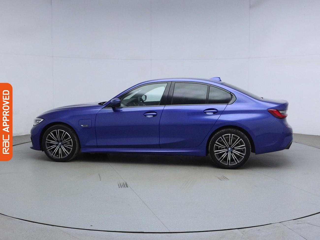 BMW 3 Series view 30