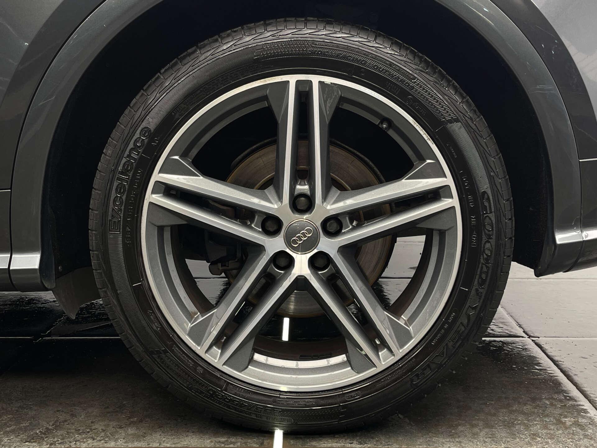 Audi SQ5 view 46