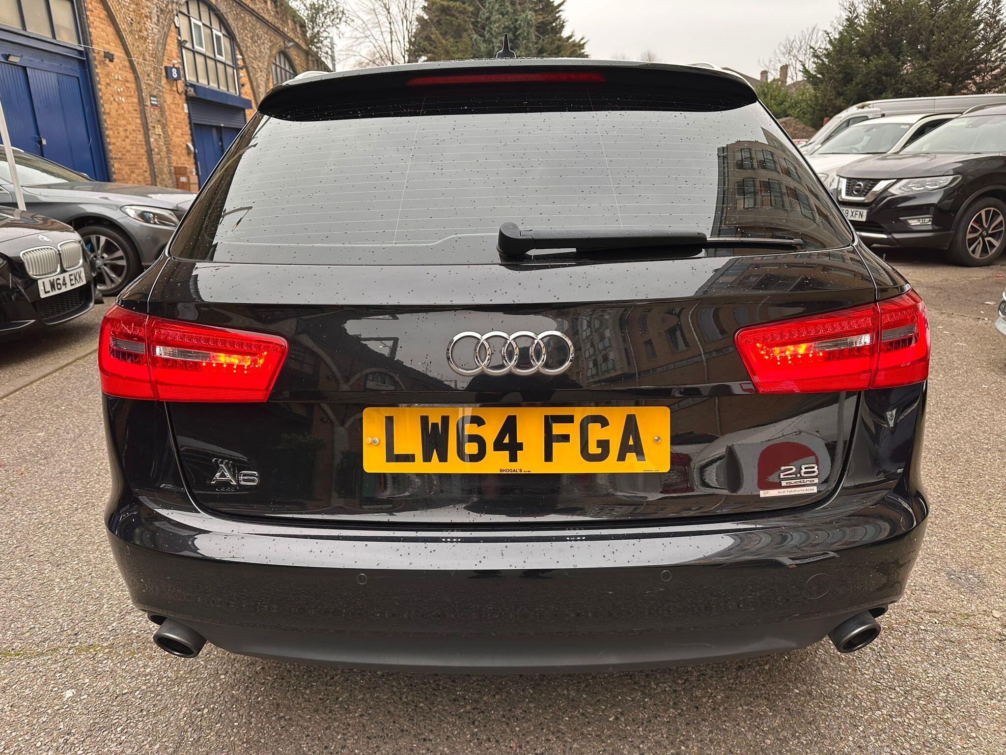 Audi A6 Avant view 6