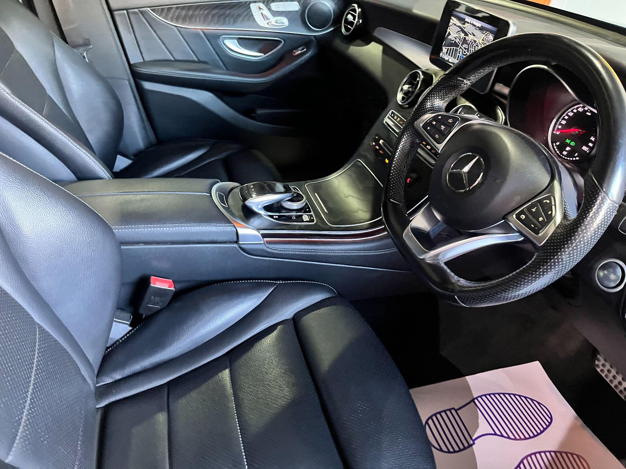 Mercedes-Benz GLC view 16