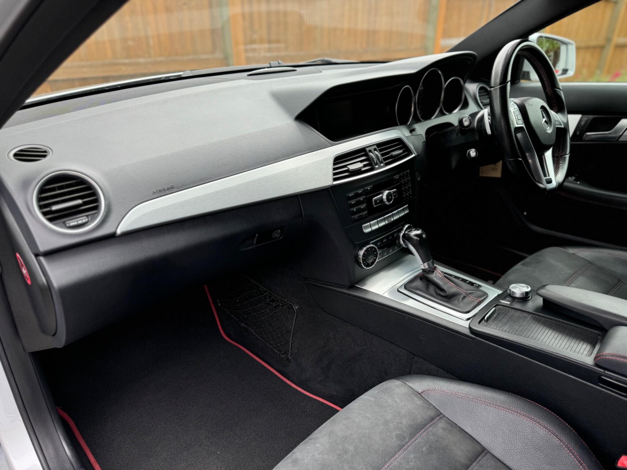 Mercedes-Benz C-Class view 16