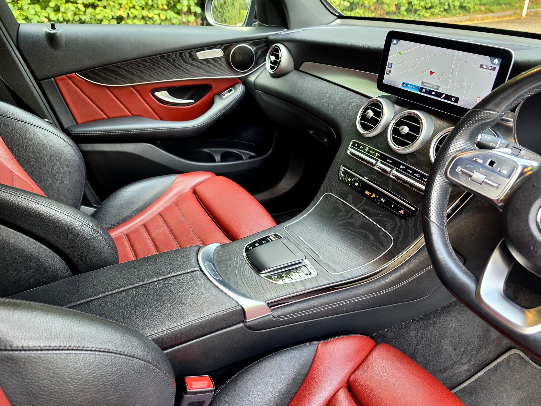 Mercedes-Benz GLC view 8