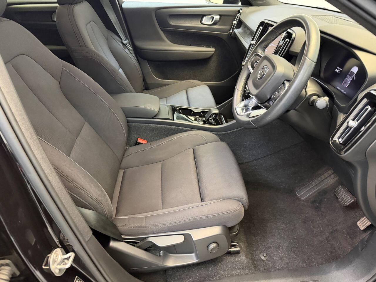 Volvo C40 view 15