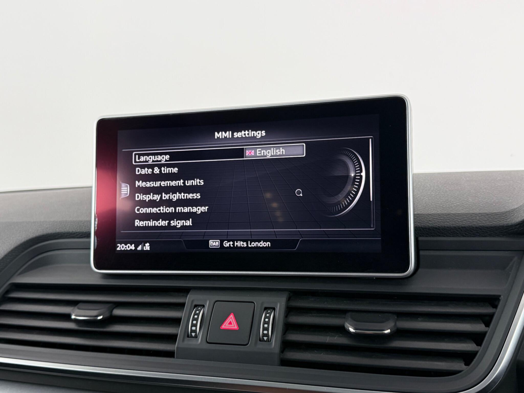 Audi Q5 view 31