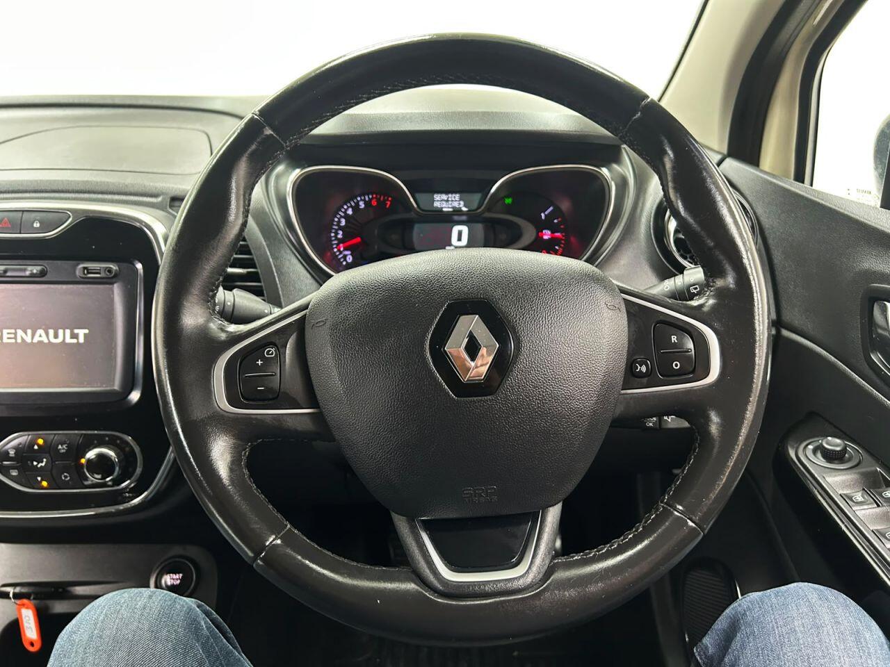 Renault Captur view 21