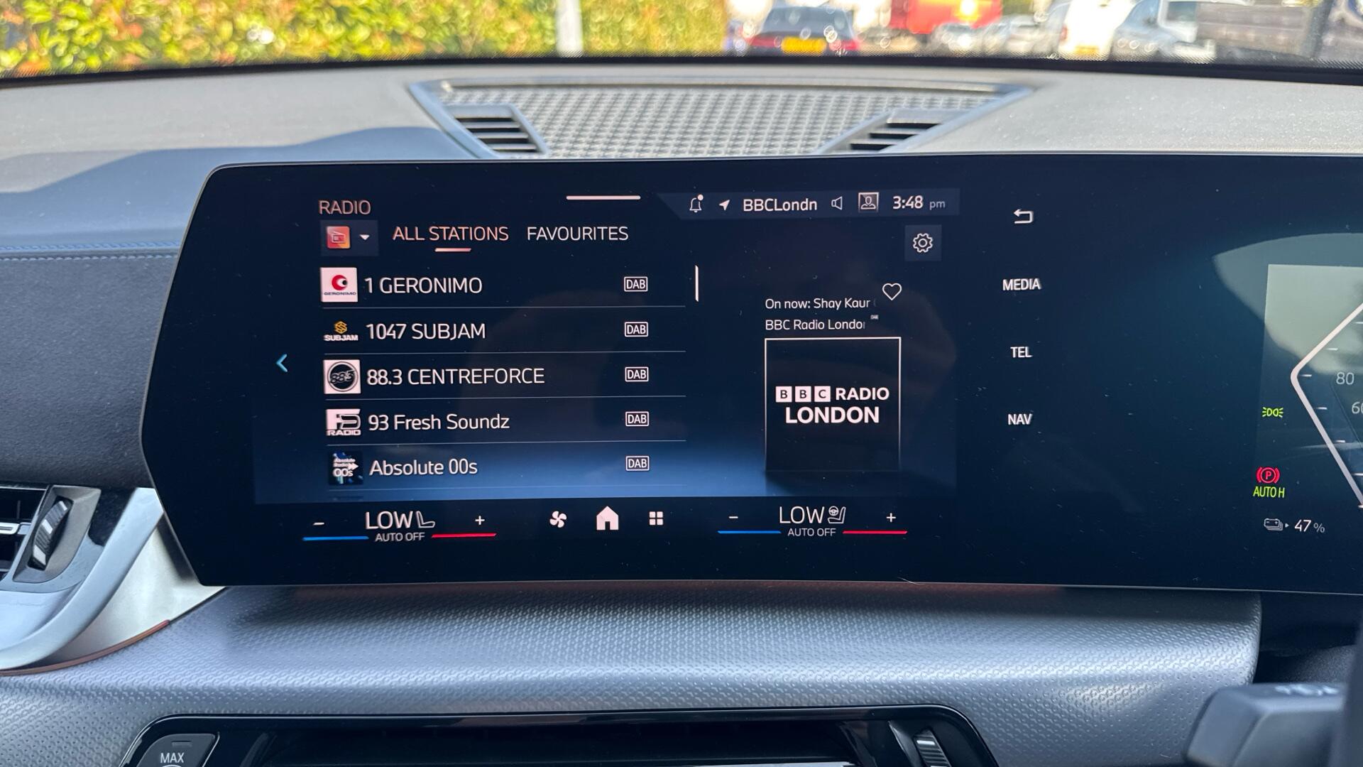 BMW iX2 view 28