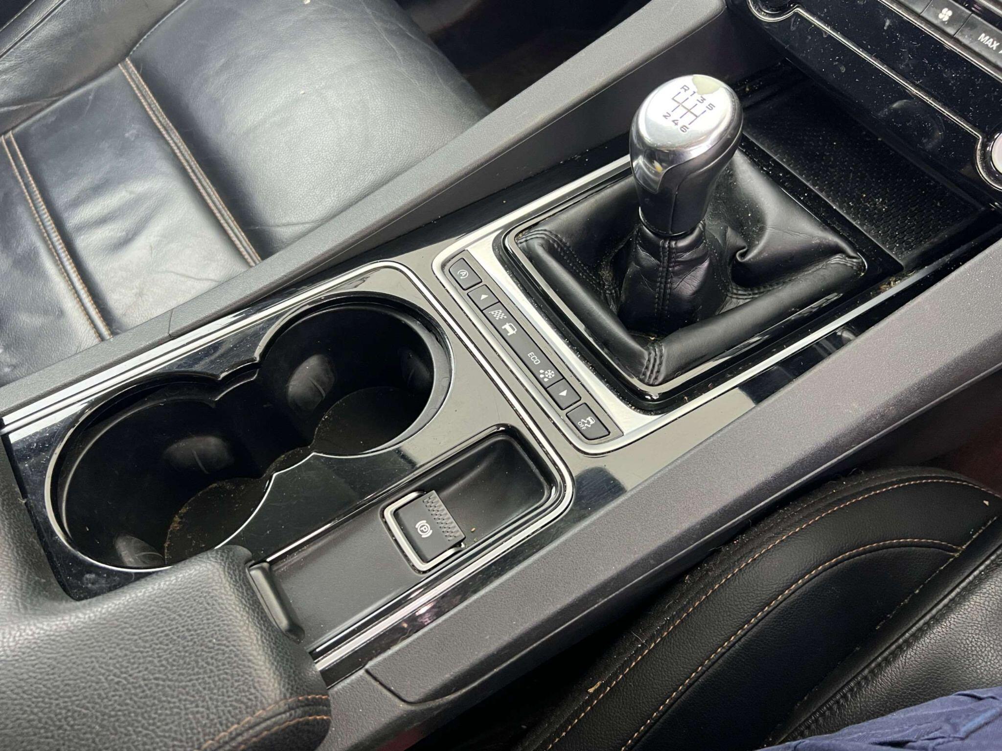 Jaguar F-Pace view 17