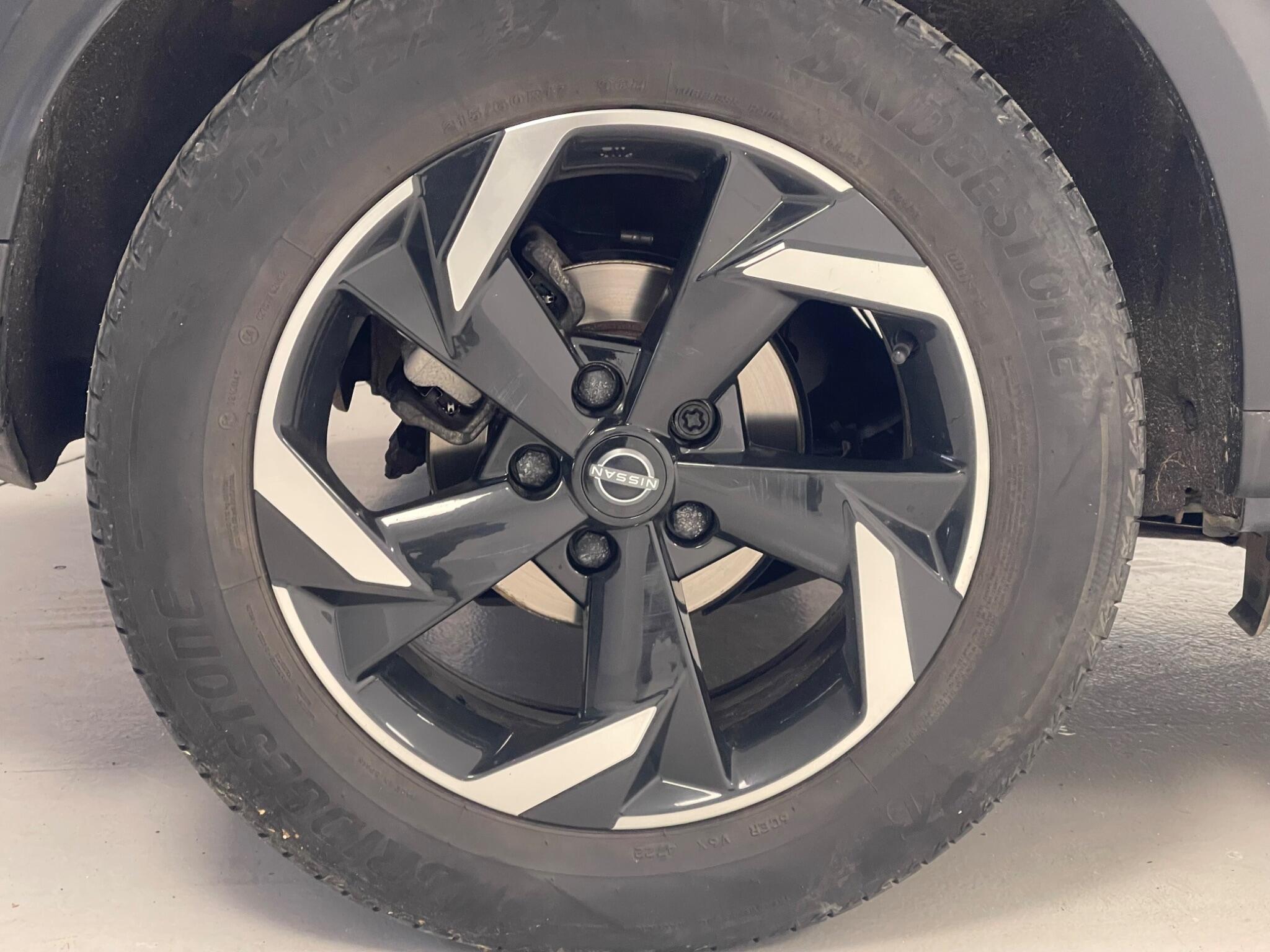 Nissan Juke view 28