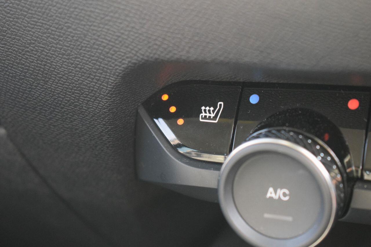 Citroen C4 view 26
