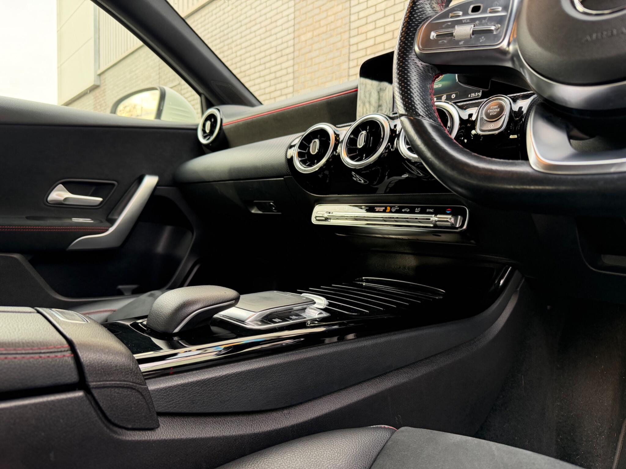 2019 Mercedes-Benz A Class 2.0 A200d AMG Line 8G-DCT Euro 6 (s/s) 5dr • 58,200 miles image 24