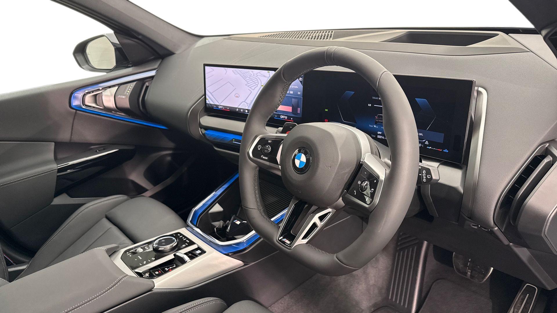 BMW X3 view 6