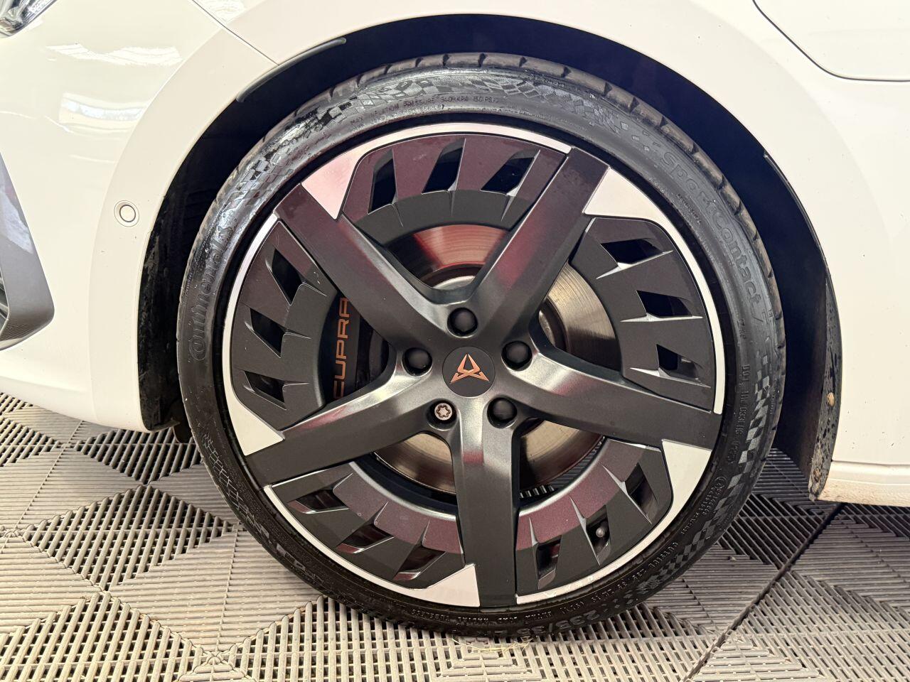 Cupra Leon view 21
