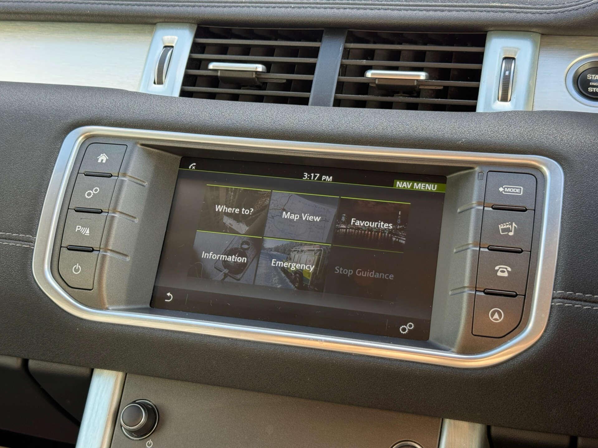 Land Rover Range Rover Evoque view 43