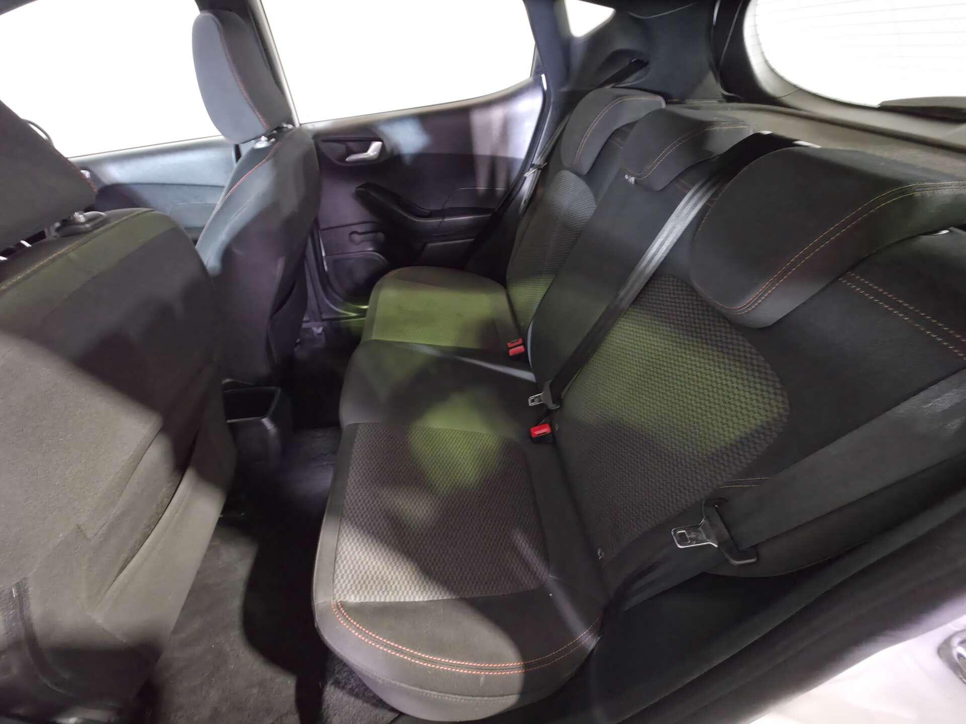 Ford Fiesta view 48