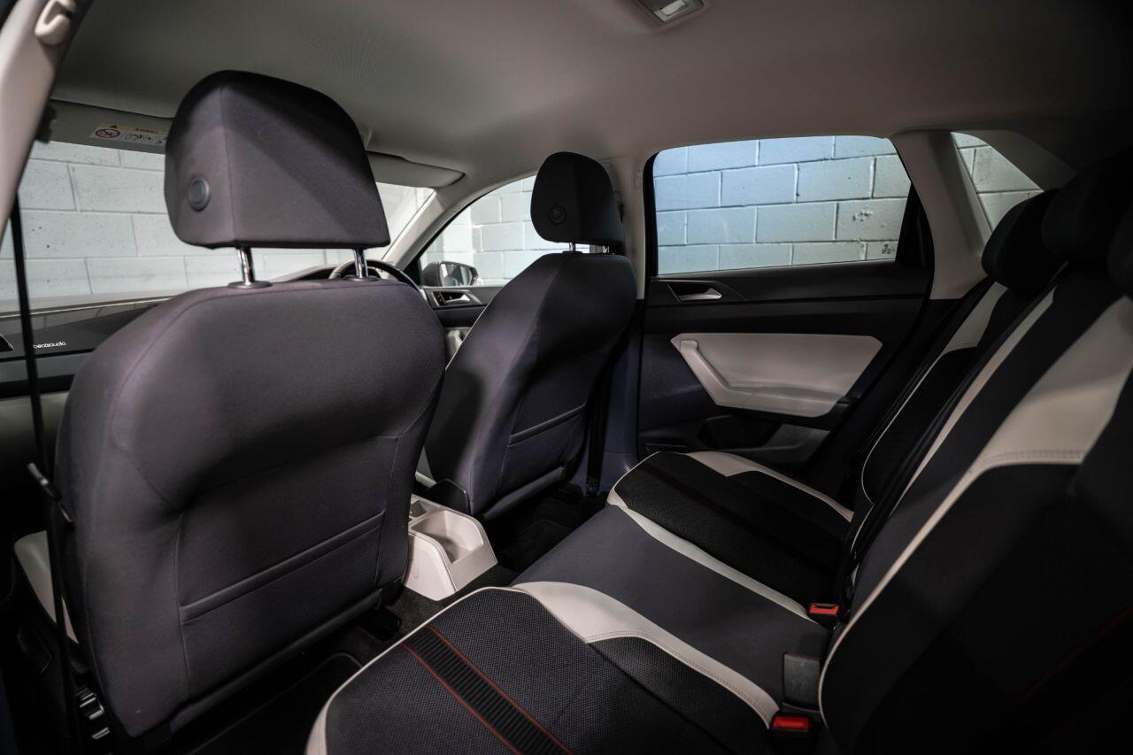 Volkswagen Polo view 21
