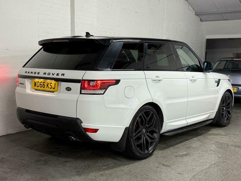 2017 Land Rover Range Rover Sport 3.0 SD V6 HSE Dynamic Auto 4WD Euro 6 (s/s) 5dr • 97,500 miles image 16