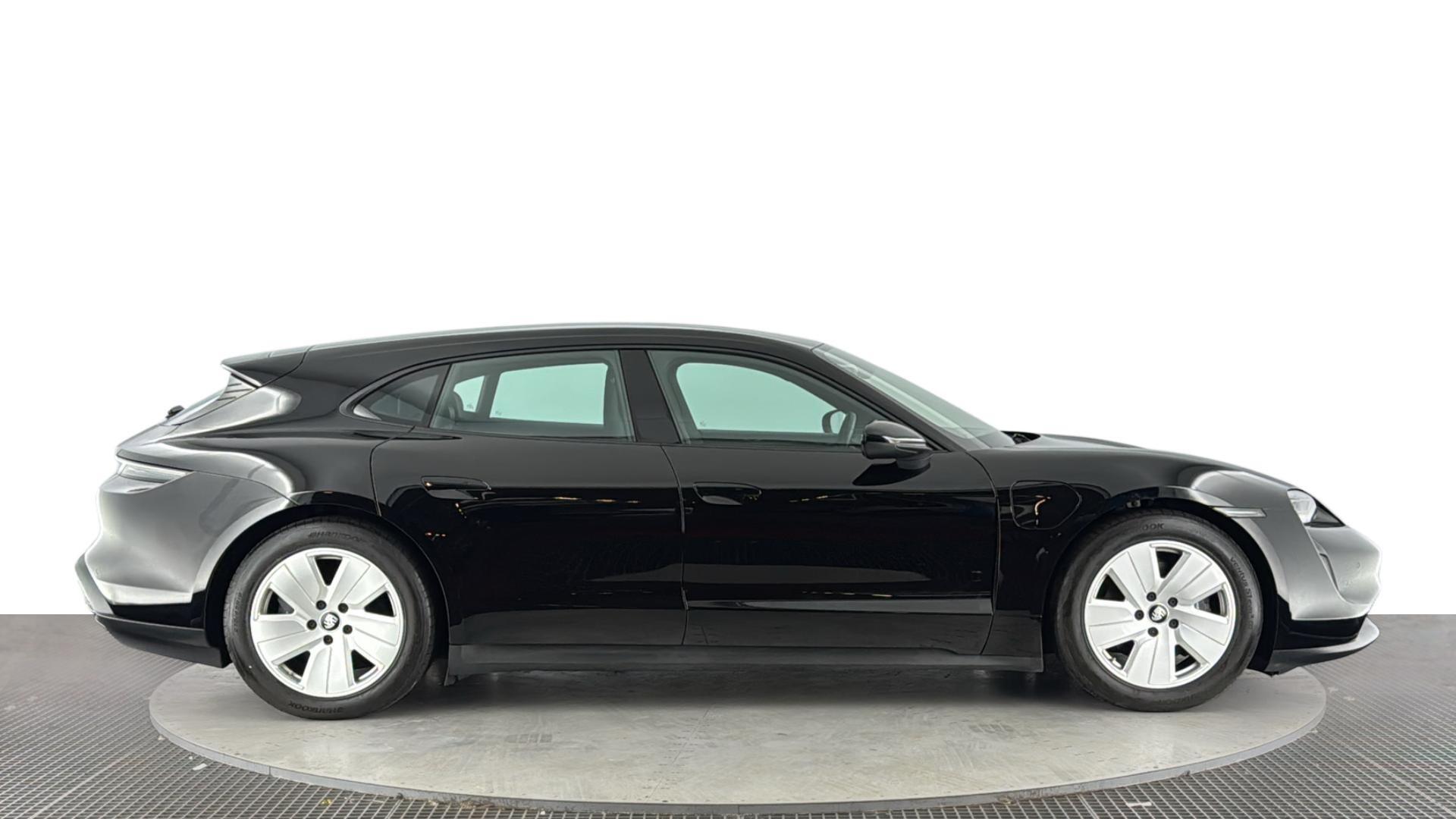 Porsche Taycan view 3